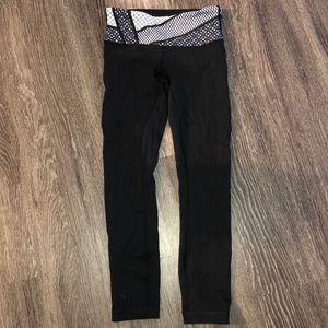 Lululemon black full length leggings